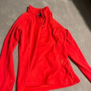 red spider quarter zip up